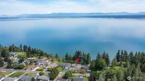 1985 Cascade View Drive Camano Island WA 98282