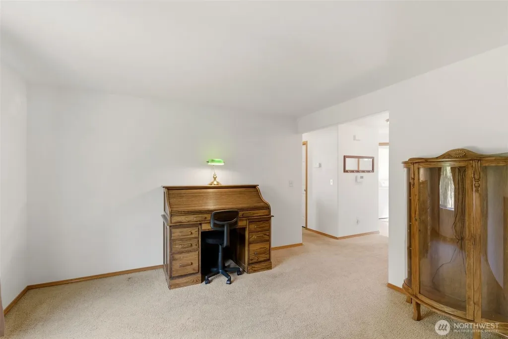 203 3rd Street NE Yelm WA 98597