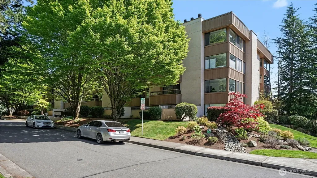 10101 SE 3rd Street Bellevue WA 98004
