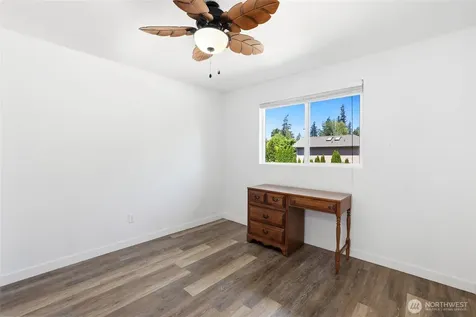 21871 SE 267th Street Maple Valley WA 98038