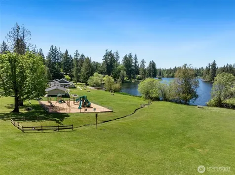 21871 SE 267th Street Maple Valley WA 98038