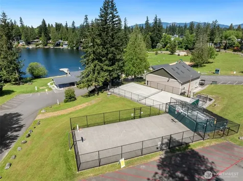 21871 SE 267th Street Maple Valley WA 98038