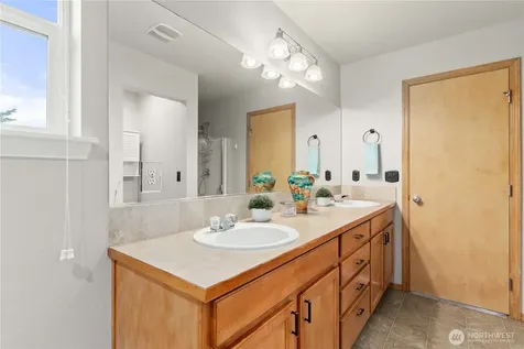 26834 226th Place SE Maple Valley WA 98038