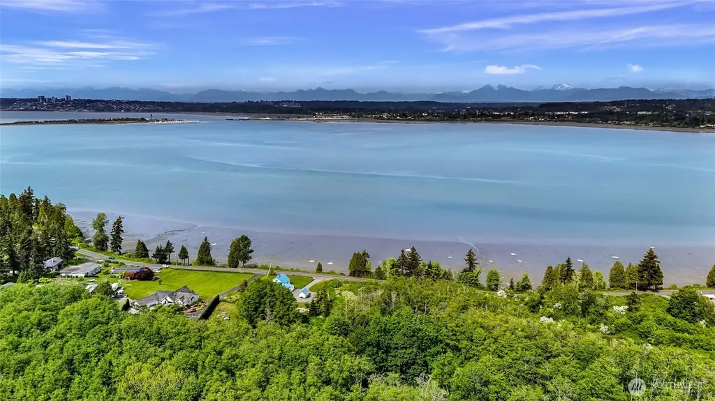 5149 Drayton Harbor Road Blaine WA 98302