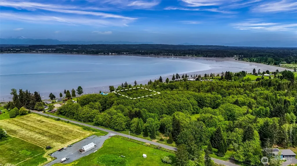 5149 Drayton Harbor Road Blaine WA 98302