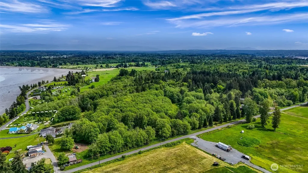 5149 Drayton Harbor Road Blaine WA 98302