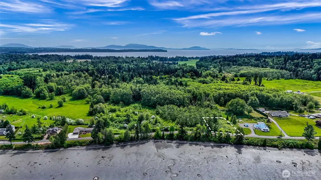 5149 Drayton Harbor Road Blaine WA 98302