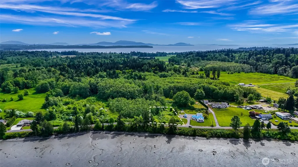 5149 Drayton Harbor Road Blaine WA 98302