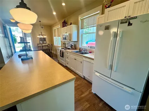 95 Honeysuckle Lane Oroville WA 98844