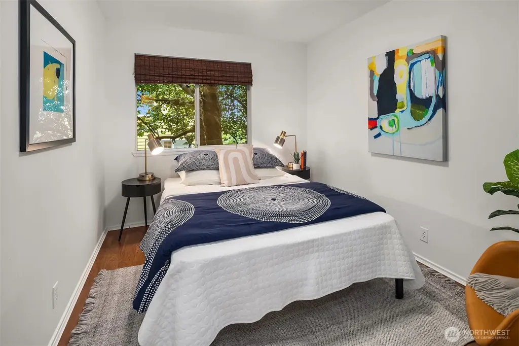 1106 18th Avenue Seattle WA 98122
