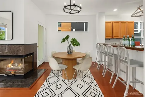 1106 18th Avenue Seattle WA 98122