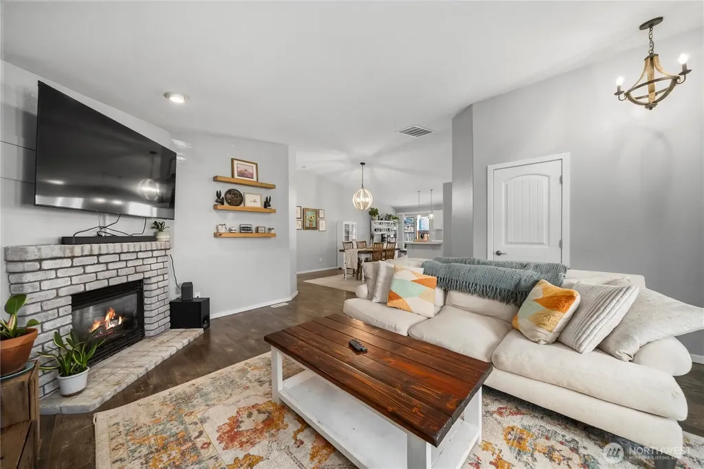 11003 184th Avenue E Bonney Lake WA 98391