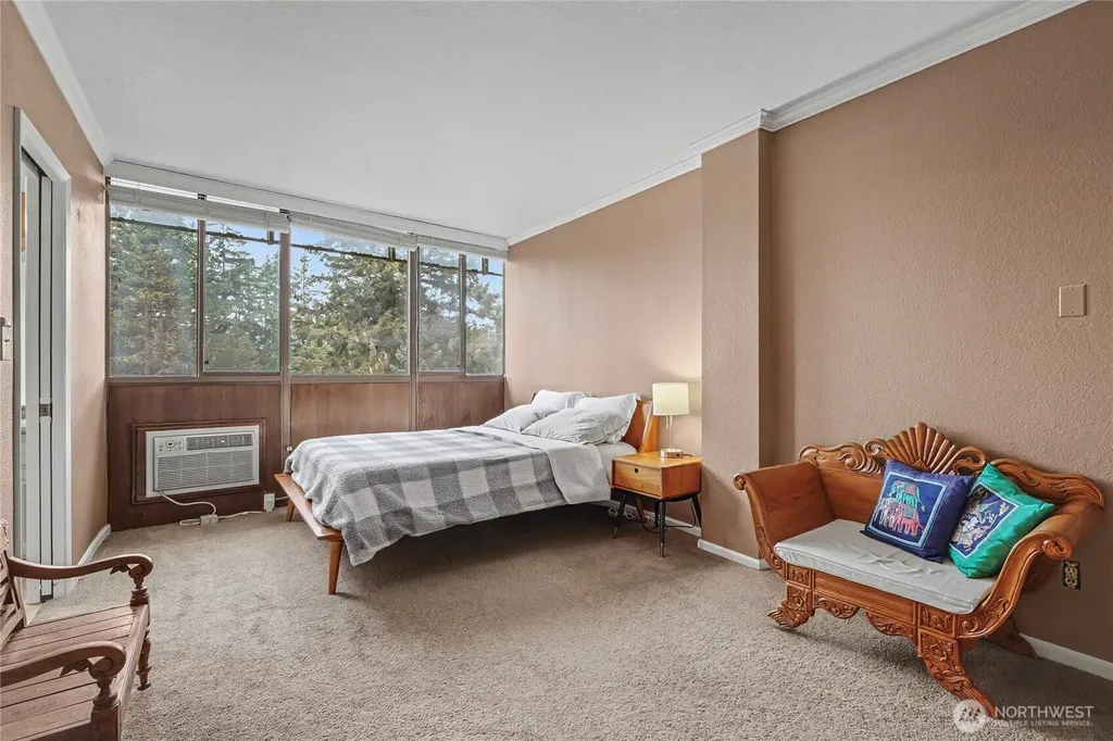 1910 Evergreen Park Drive SW Olympia WA 98502