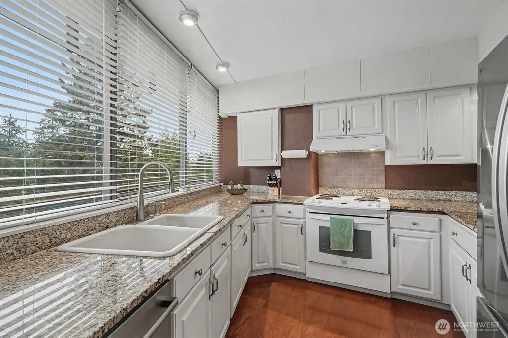 1910 Evergreen Park Drive SW Olympia WA 98502