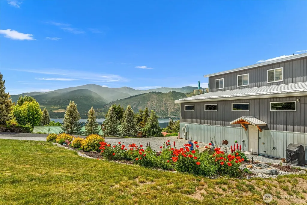 163 Gobblers Knob Manson WA 98831