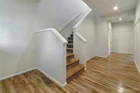10582 191st Street E Puyallup WA 98374