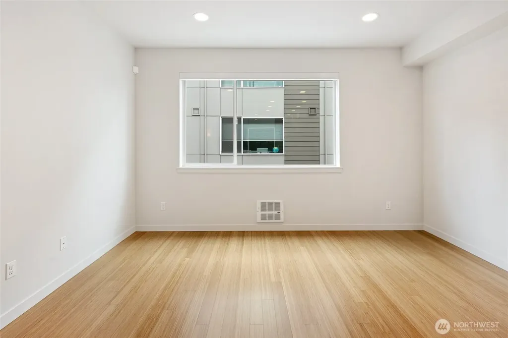 3807 Martin Luther King Jr Way S Seattle WA 98108