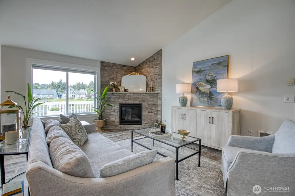 105 Duck Lake Drive NE Ocean Shores WA 98569