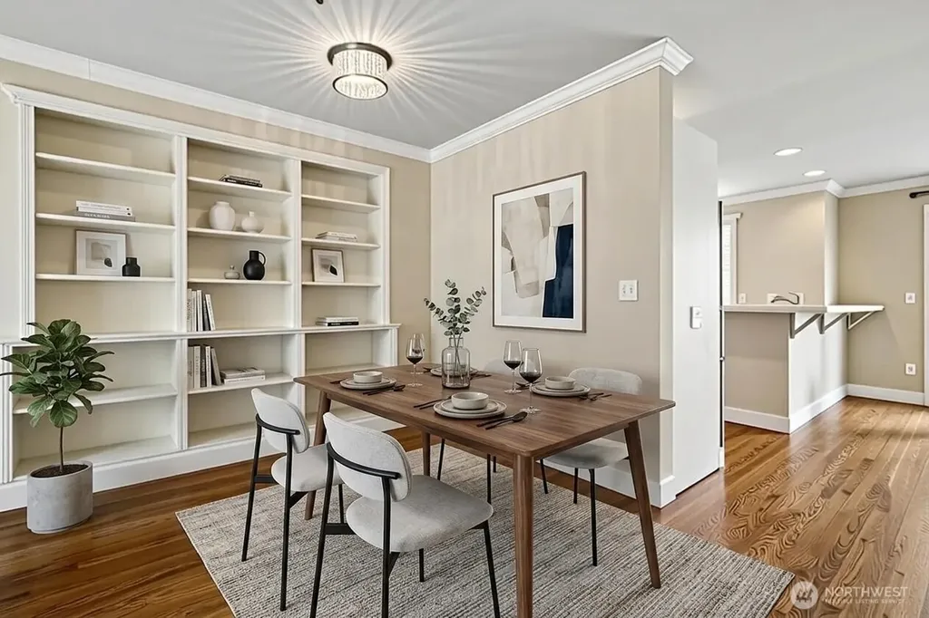 424 21st Avenue Seattle WA 98122