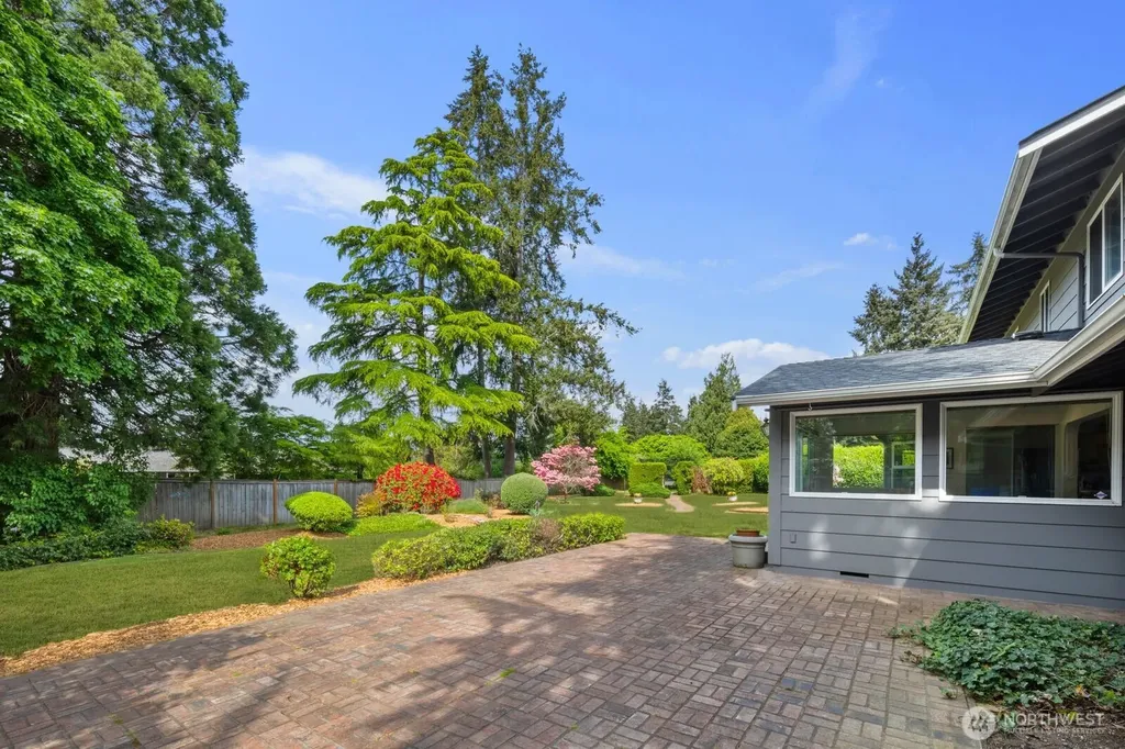 5607 117th Street SW Lakewood WA 98499