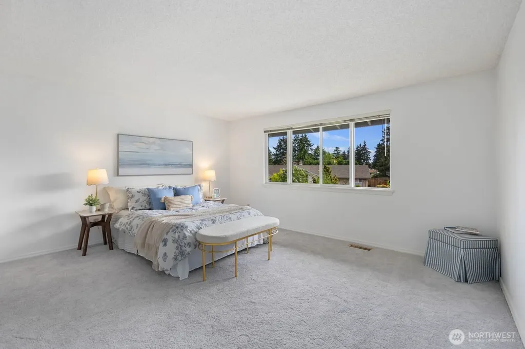 5607 117th Street SW Lakewood WA 98499