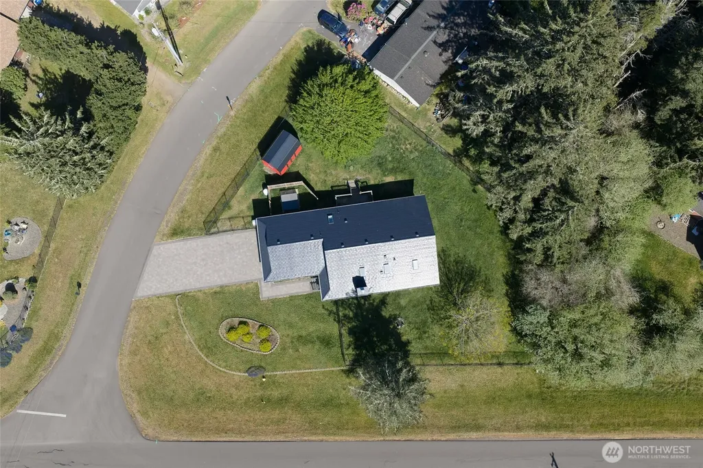 372 Canal Drive SE Ocean Shores WA 98569