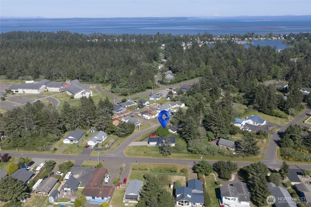 372 Canal Drive SE Ocean Shores WA 98569