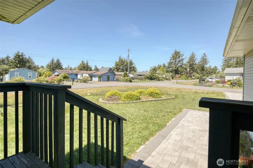 372 Canal Drive SE Ocean Shores WA 98569