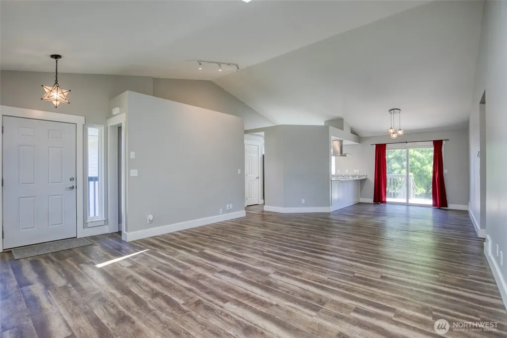 372 Canal Drive SE Ocean Shores WA 98569