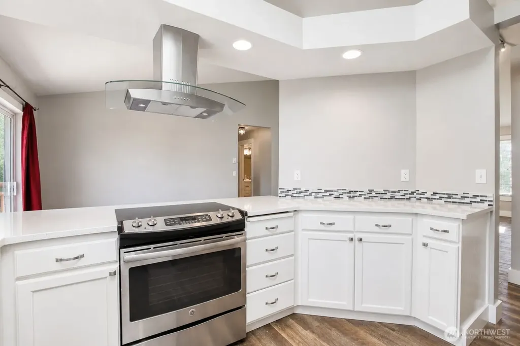 372 Canal Drive SE Ocean Shores WA 98569
