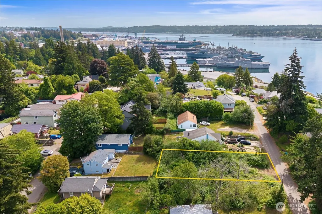 3630 W D Street Bremerton WA 98312