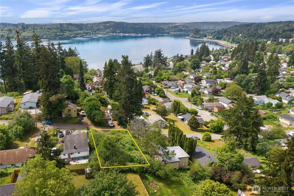 3630 W D Street Bremerton WA 98312