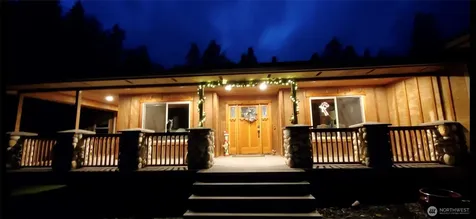 2057 Ocean Spray Lane Oak Harbor WA 98277