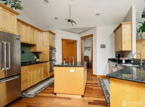 2057 Ocean Spray Lane Oak Harbor WA 98277