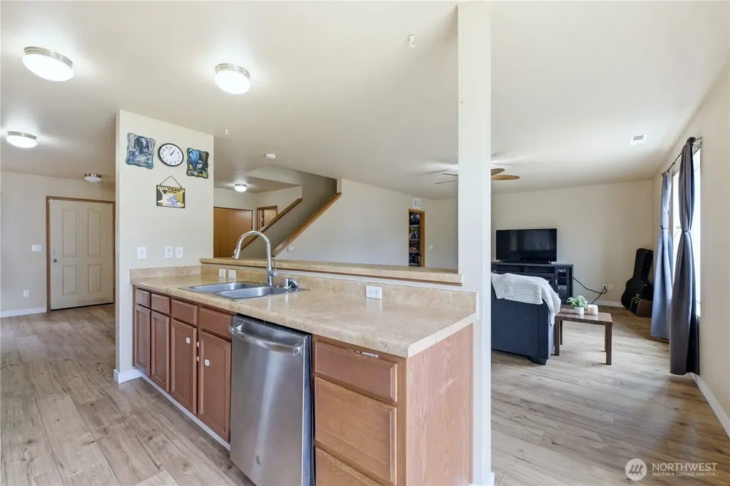 10007 Dragt Street SE Yelm WA 98597