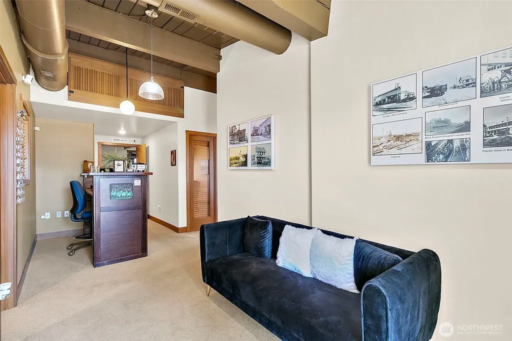32616 3rd Avenue Black Diamond WA 98010