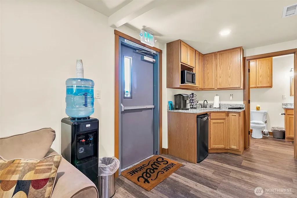 32616 3rd Avenue Black Diamond WA 98010