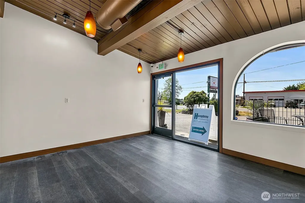 32616 3rd Avenue Black Diamond WA 98010