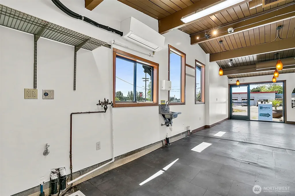32616 3rd Avenue Black Diamond WA 98010