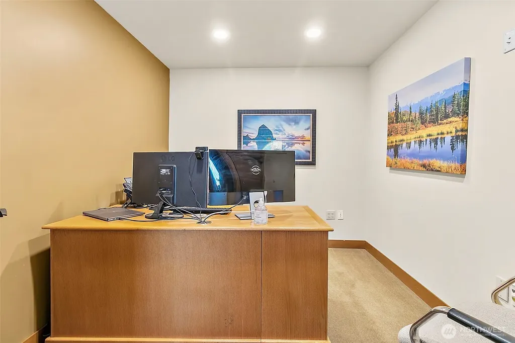 32616 3rd Avenue Black Diamond WA 98010