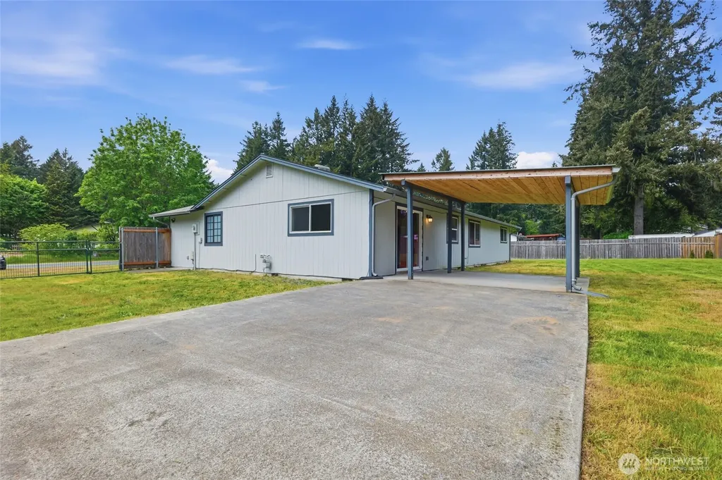 5124 Tri Lake Drive SE Olympia WA 98513