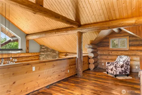 112 Pine Creek Road Tonasket WA 98855