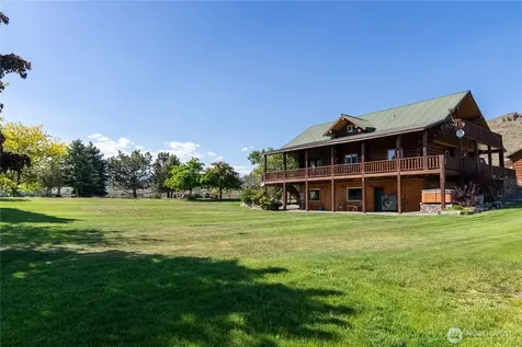 112 Pine Creek Road Tonasket WA 98855
