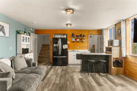 112 Pine Creek Road Tonasket WA 98855