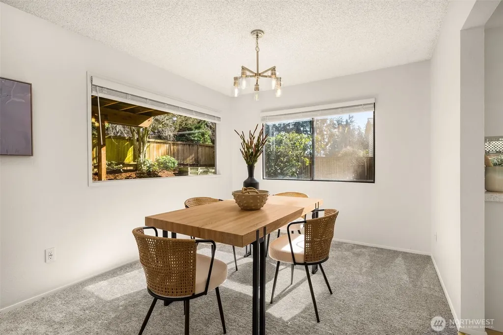 8129 NE 131st Street Kirkland WA 98034
