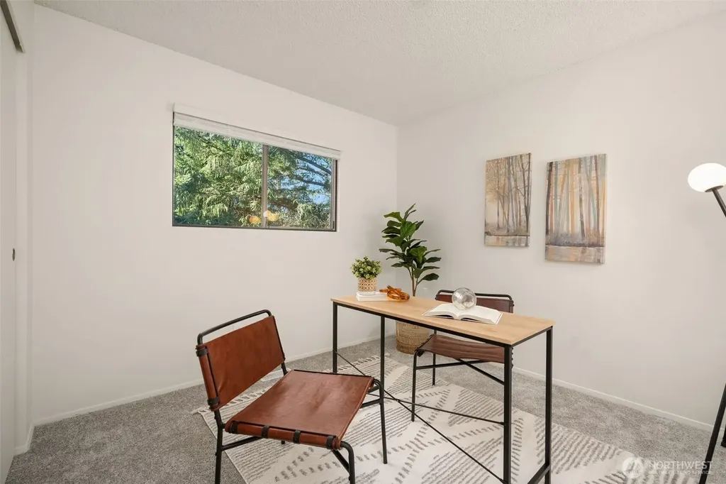 8129 NE 131st Street Kirkland WA 98034