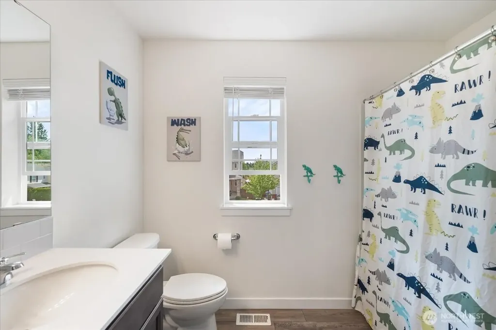 18104 SE 242nd Street Covington WA 98042
