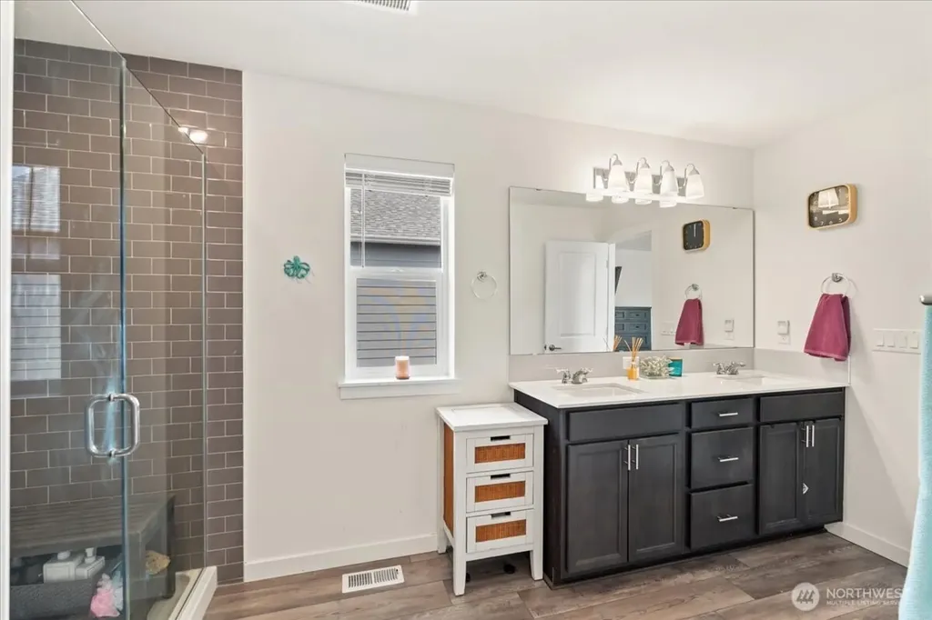 18104 SE 242nd Street Covington WA 98042