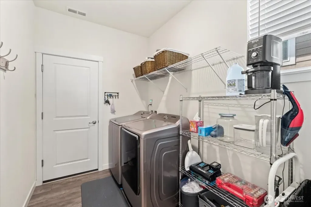 18104 SE 242nd Street Covington WA 98042