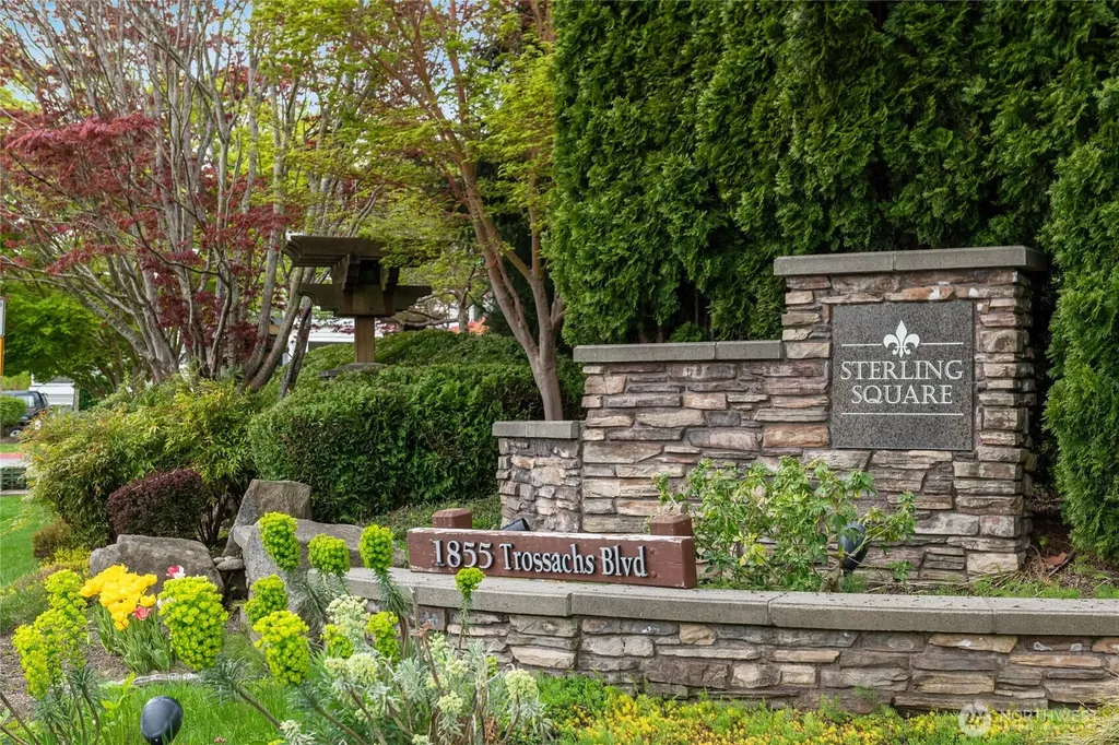 1855 Trossachs Boulevard SE Sammamish WA 98075
